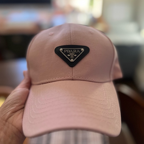 Luxury cap main image 10